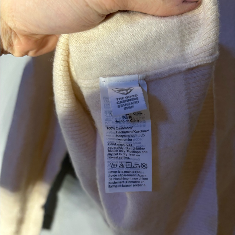 J.Crew Relaxed-fit Cashmere Turtleneck Sweater Size Medium - Picture 5 of 6